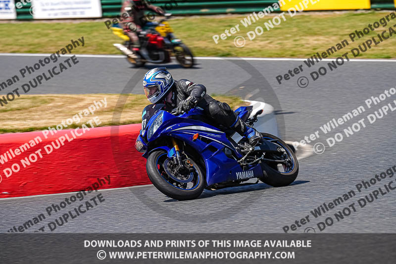 enduro digital images;event digital images;eventdigitalimages;mallory park;mallory park photographs;mallory park trackday;mallory park trackday photographs;no limits trackdays;peter wileman photography;racing digital images;trackday digital images;trackday photos